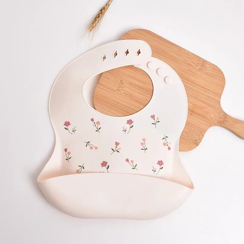 INS Baby Bibs BPA الحرة مقاوم للماء لينة سيليكون اللعاب الصلبة يقطر الموز مريلة