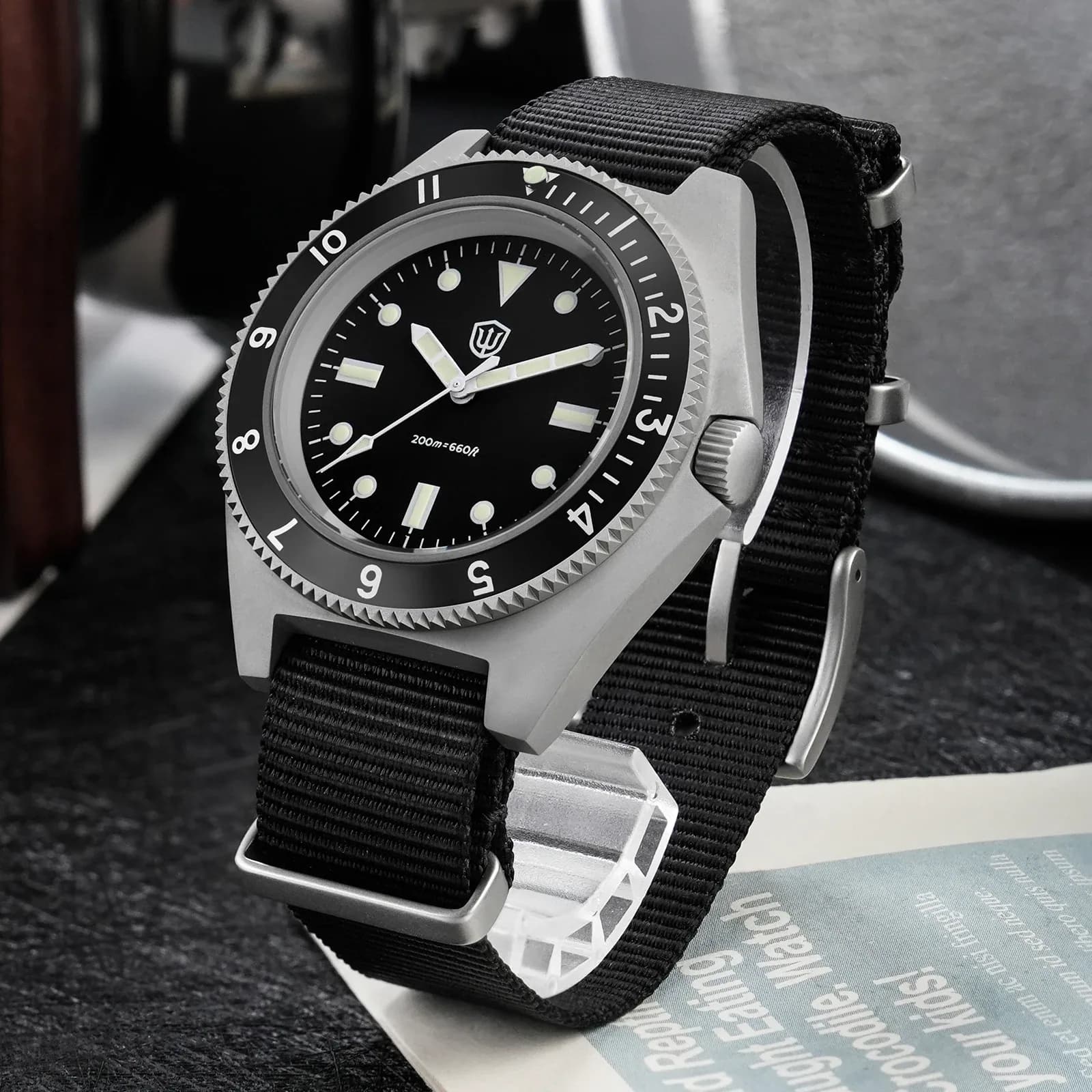 Watchdives WD1972 ساعة كوارتز VH31 سويب ثانية حركة الياقوت كريستال BGW9 مضيئة