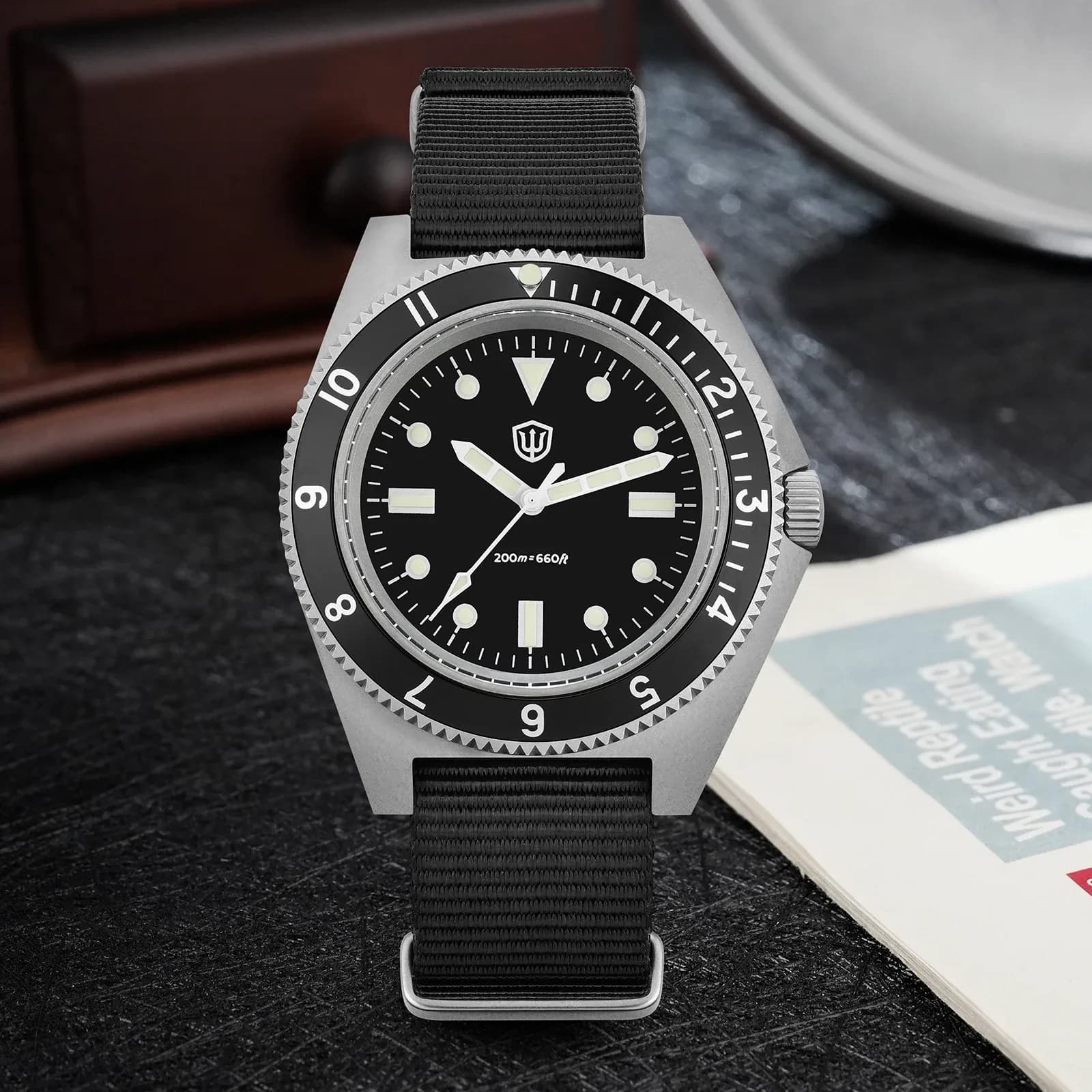 Watchdives WD1972 ساعة كوارتز VH31 سويب ثانية حركة الياقوت كريستال BGW9 مضيئة